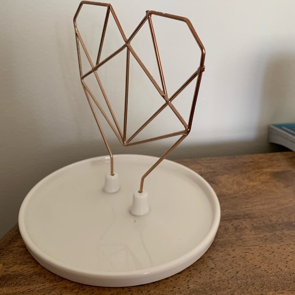 Jewelry dish and earring holder - Picture 2 of 2
